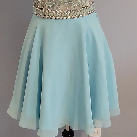 ALYCE Elegant Beaded prom Party Dress with Aqua Skirt - Picture 2 of 9